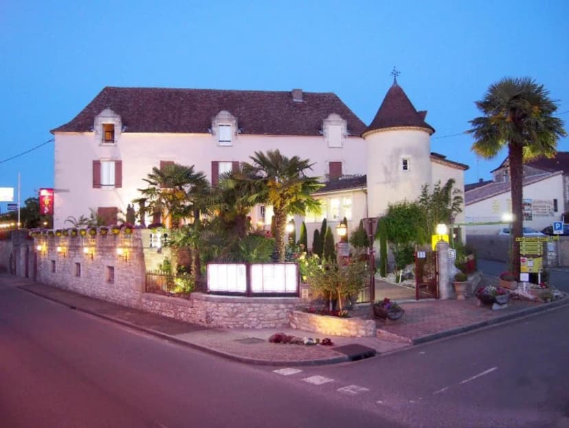 Logis l'Hostellerie des Ducs — photo 1