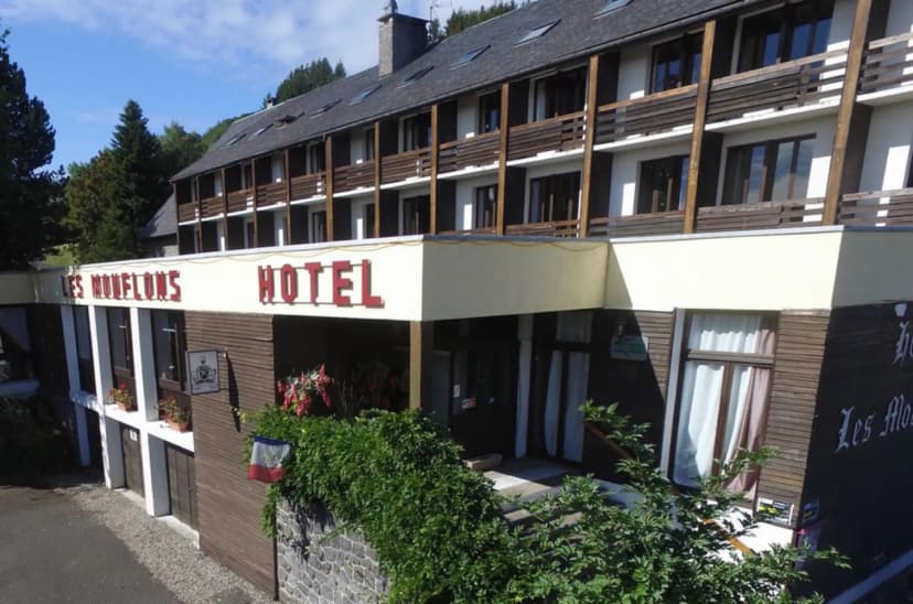 Le Grand Hôtel de Besse — photo 1