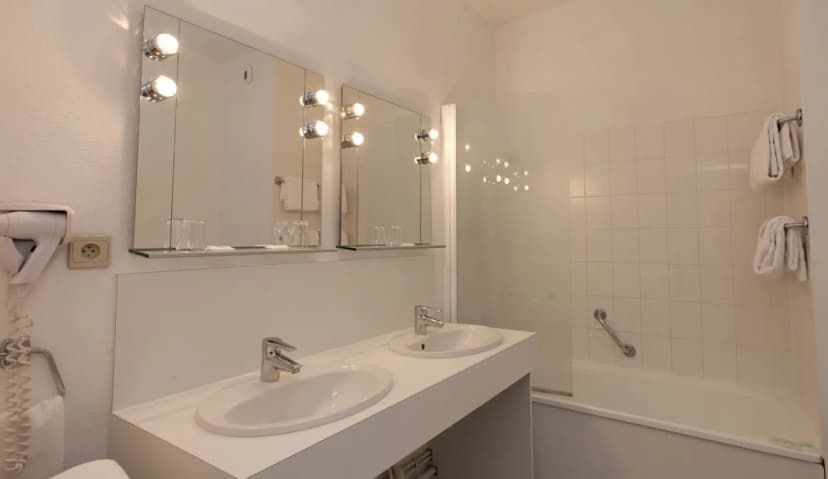 Hôtel Paradis Lourdes — photo 4