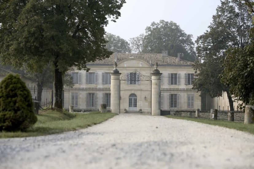 CHATEAU GOUDICHAUD — photo 1