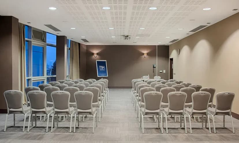 Hotel NH Lyon Airport — photo 4