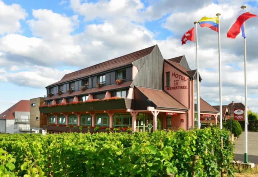 Logis Hôtel le Ménestrel — photo 1