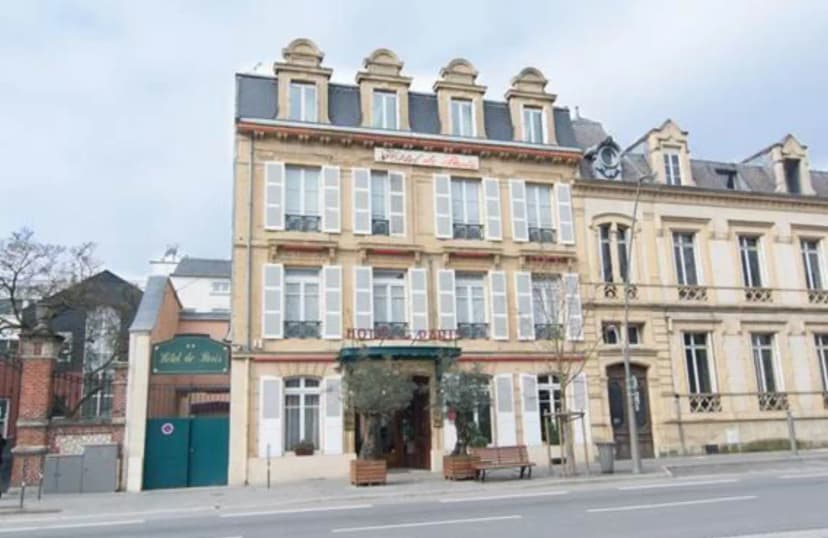 Hôtel de Paris — photo 1