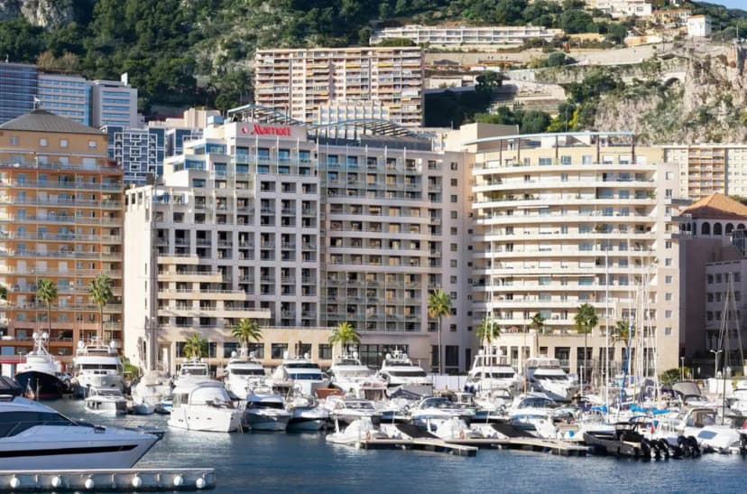 Riviera Marriott Hotel La Porte de Monaco — photo 1