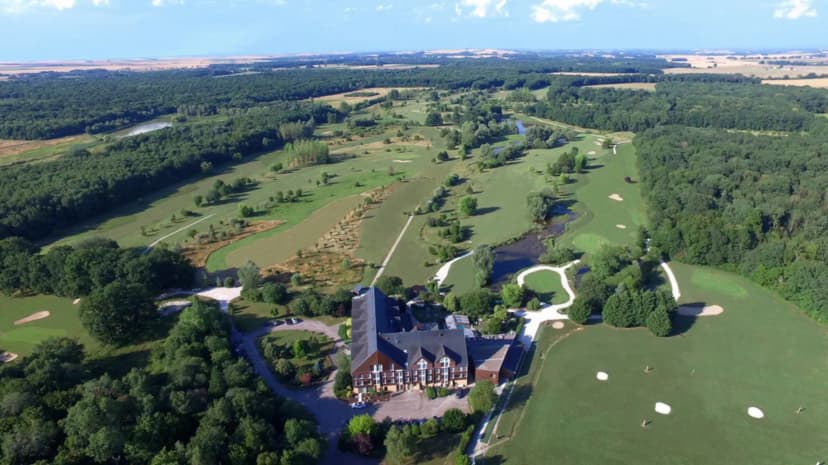 Area De La Forêt D'orient - Logis Hôtel, Restaurant, Spa & Golf — photo 1