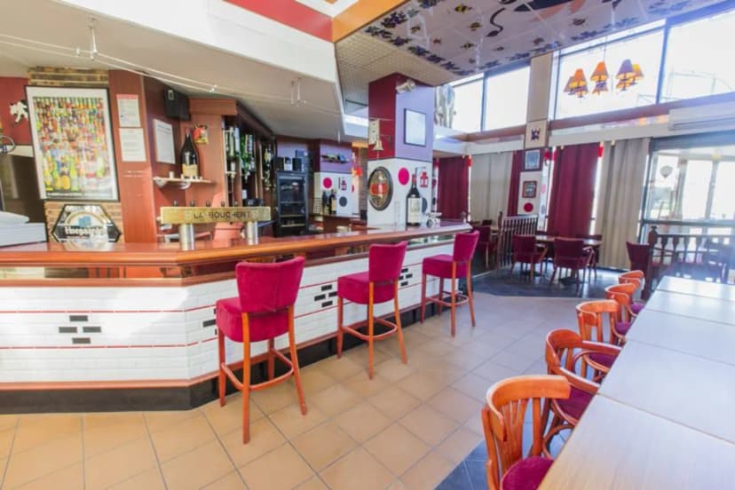 Hipotel Paris Hippodrome Parc Floral — photo 5