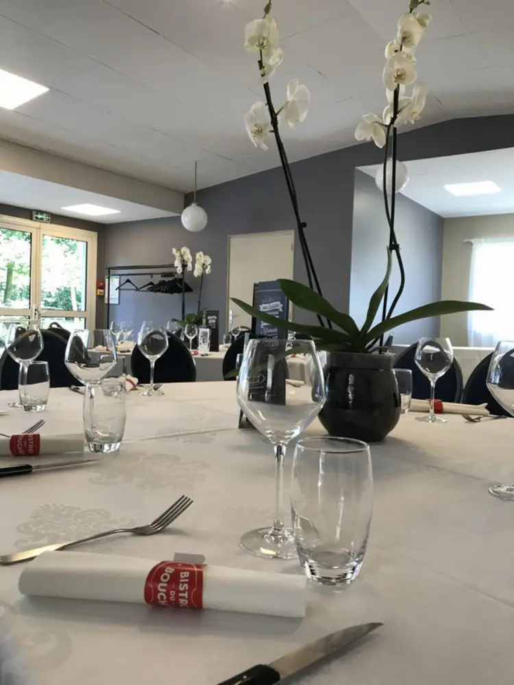 Hotel Le Circuit Le Mans — photo 3