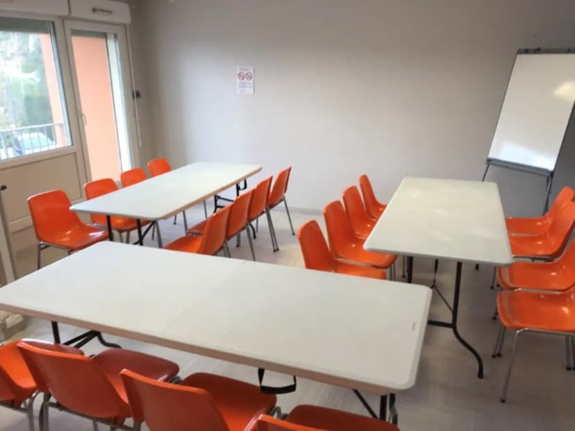 Les Bureaux de Montreynaud - Location de bureaux et salle de réunion — photo 3