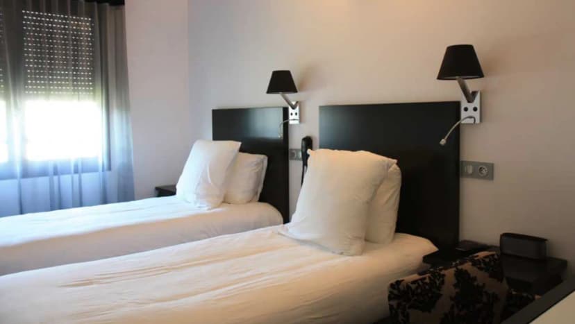 Hôtel Henry II Beaune Centre — photo 2