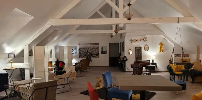 Hôtel - Restaurant Le Chalet Montégut - Moulins — photo 3