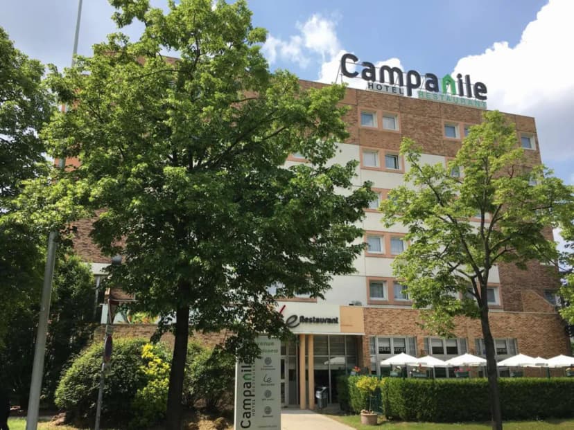Hotel - Restaurant Campanile Paris Ouest- Nanterre- La Défense — photo 1