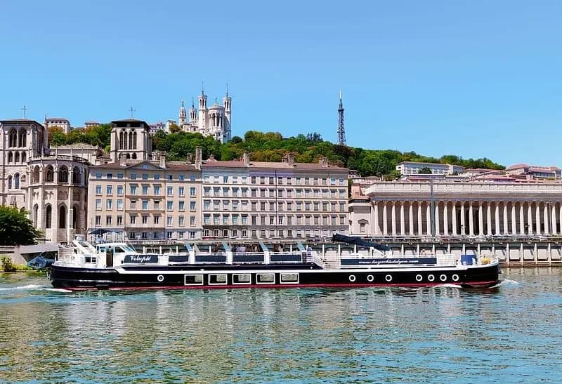 LES YACHTS DE LYON — photo 1