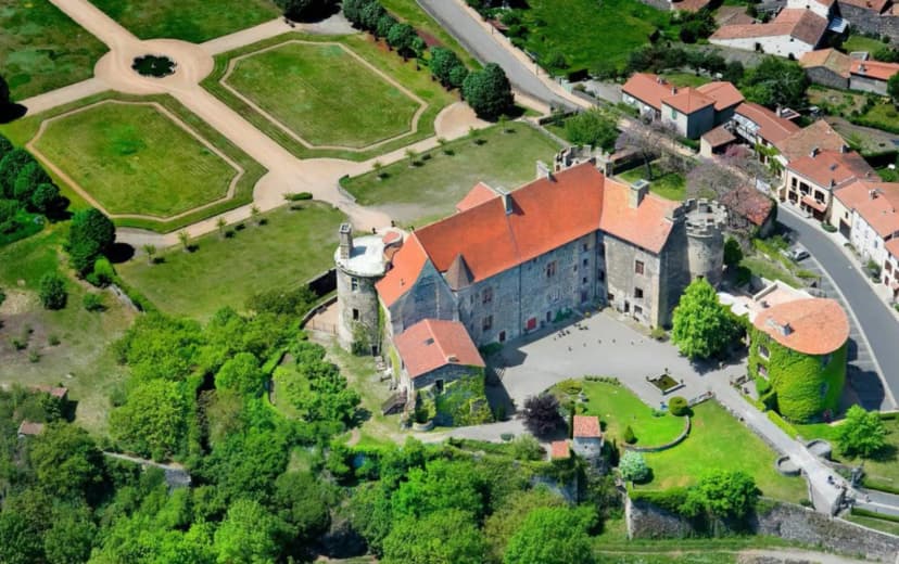 Château Royal de Saint-Saturnin — photo 1