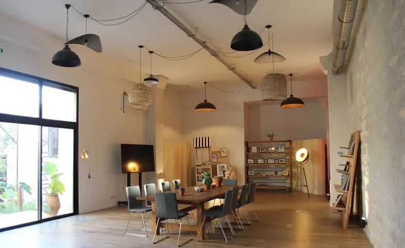 The Island - Coworking, Bureaux, Salles & Patio végétalisé — photo 1