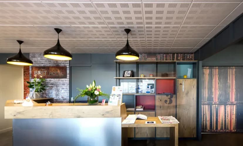 Brit Hotel Confort La Rochelle-Bistrot Les Temps Modernes — photo 3