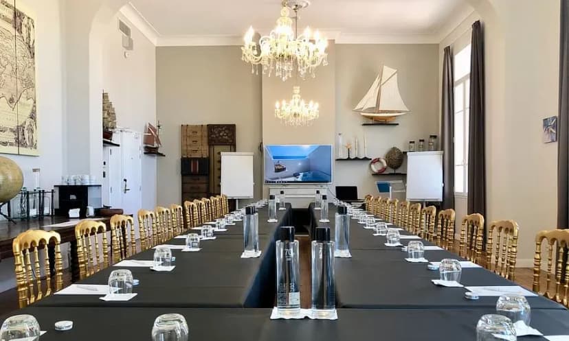 Grand Hotel des Sablettes Plage, Curio Collection by Hilton — photo 3