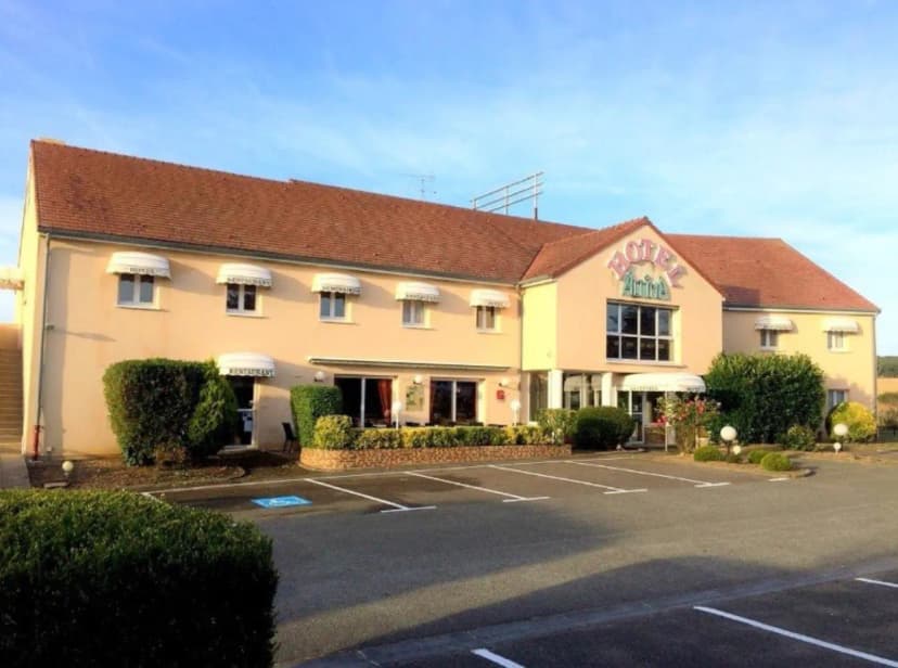 Hôtel Altina les Deux Fontaines Rest. le Pacy'o — photo 1