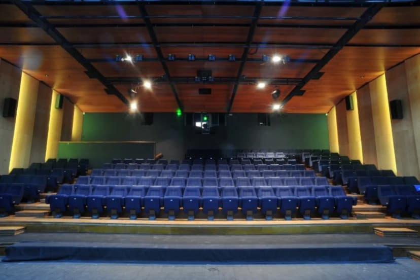 Comet - National Theatre of Chalons-en-Champagne — photo 3