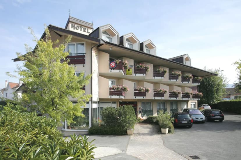 Hôtel Arc en Ciel — photo 1
