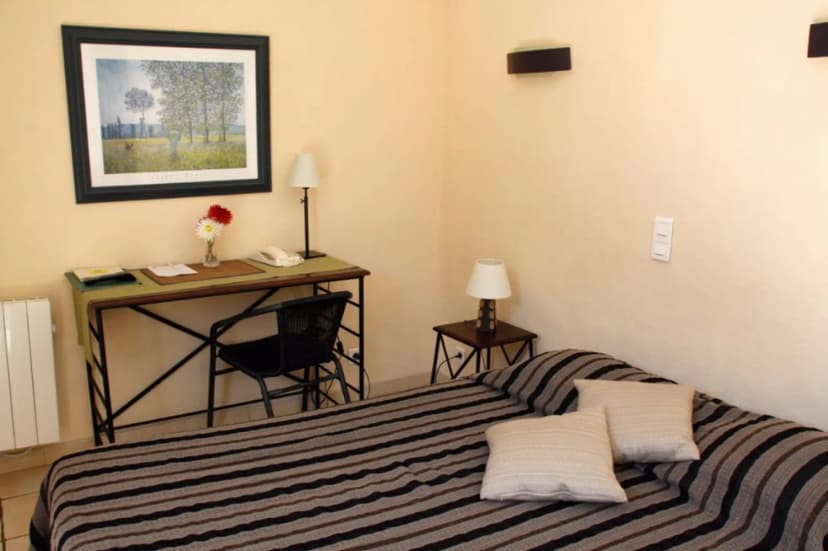 Logis Hotel Crêtes De Pignols — photo 5
