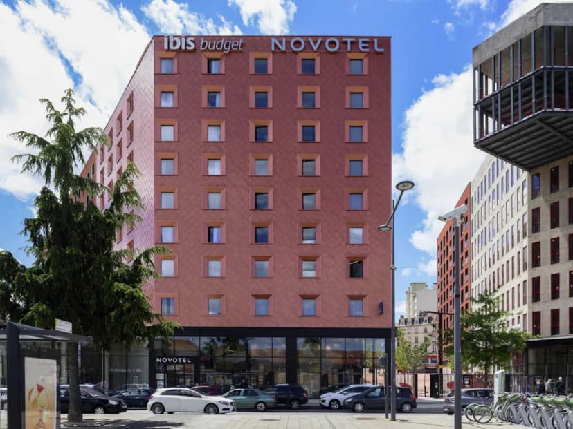 Novotel Saint-Étienne Centre Gare Châteaucreux — photo 1