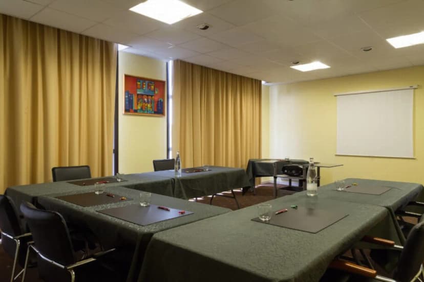 The Originals Boutique, Actuel Hotel, Saint-Etienne Airport — photo 2