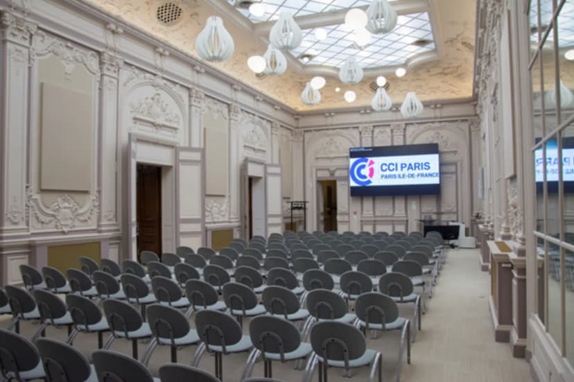 2 Pl. de la Bourse — photo 2