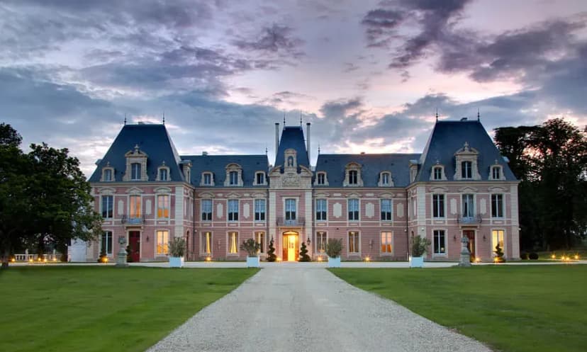 Hotel The Originals le Chateau Alexandra Palace Golf Resort — photo 1