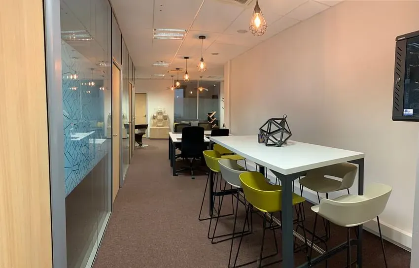 Centre d'Affaires Obc Strasbourg - Location de bureau - Coworking - Salle de réunion — photo 2