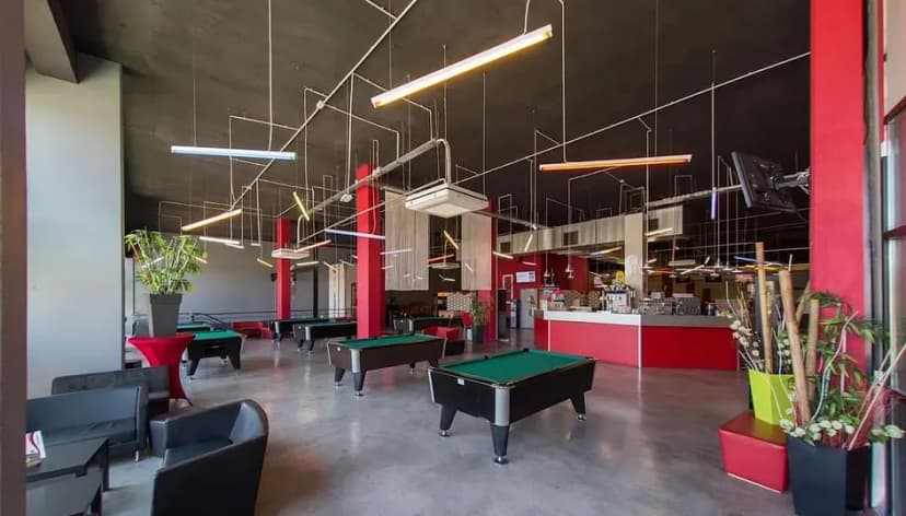 Bowlingstar Salon-De-Provence — photo 1