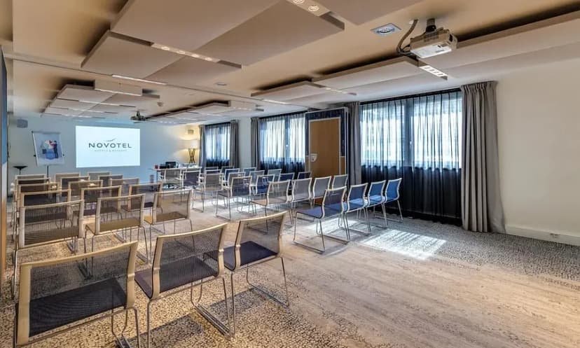 Novotel Paris Gare de Lyon — photo 3