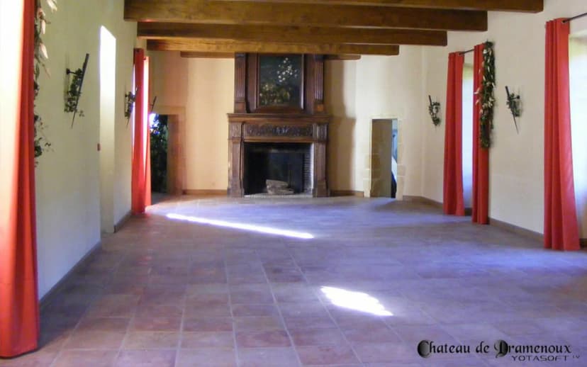 Chateau de Pramenoux — photo 4