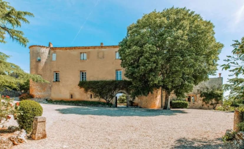Château Bas D'aumelas — photo 1