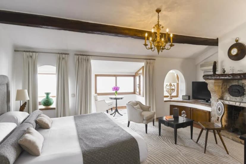 Hôtel Château de La Chèvre d’Or — photo 4