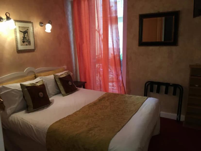Hôtel de la Tour — photo 5