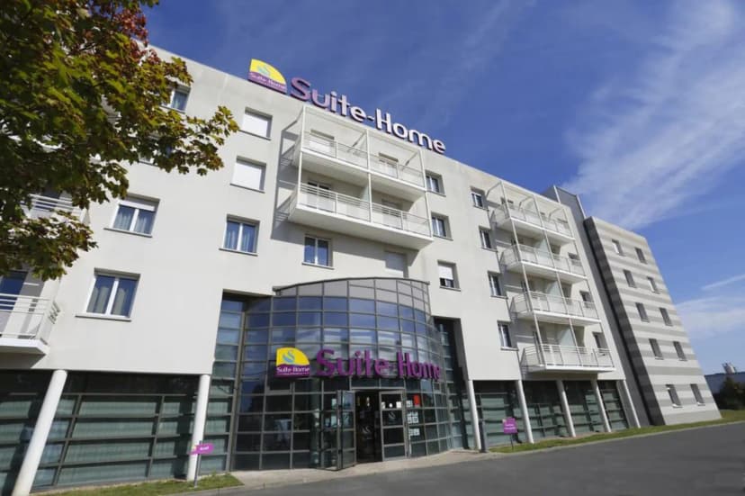 Hôtel Suite-Home Orléans Nord - Saran — photo 1