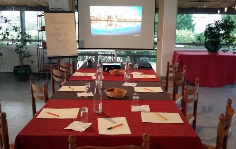 Logis Hotel Crêtes De Pignols — photo 3