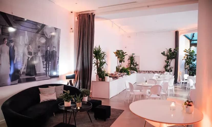 Les Salons Hoche — photo 2