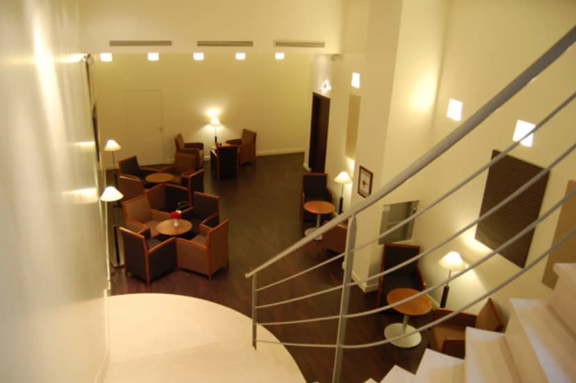 Club Marbeuf — photo 2