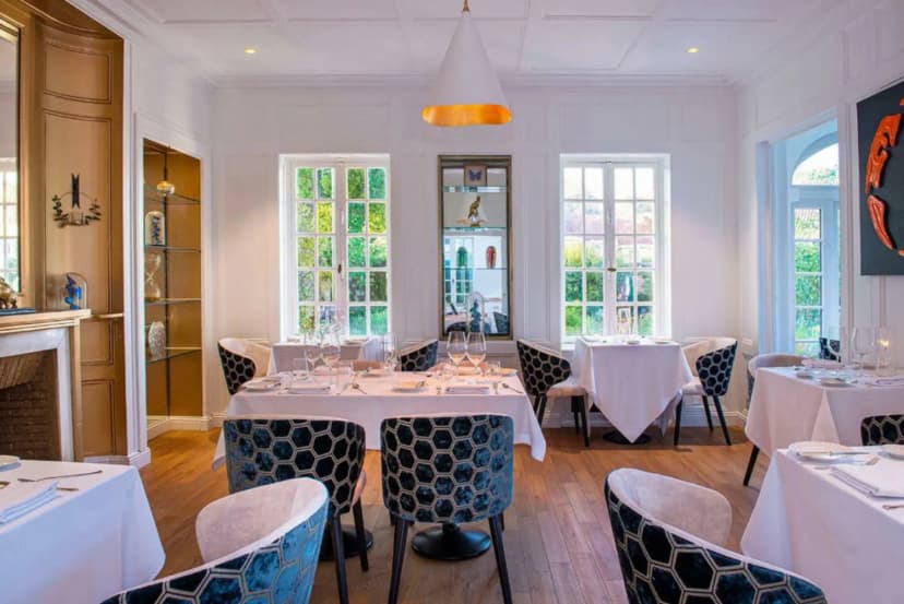 Château de Montreuil - Hôtel & Restaurant — photo 5