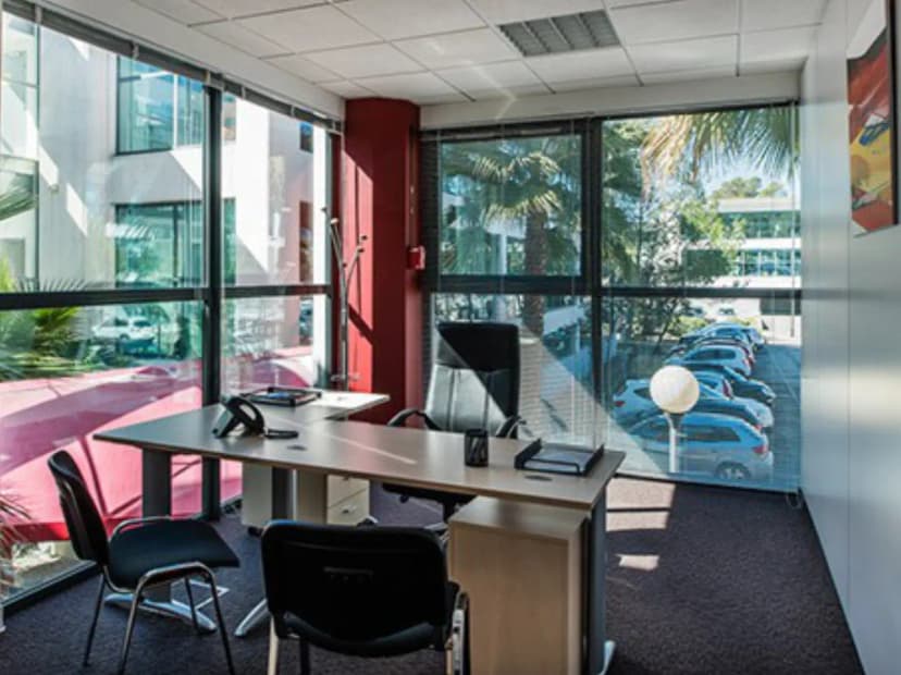 HQ by Regus — photo 3