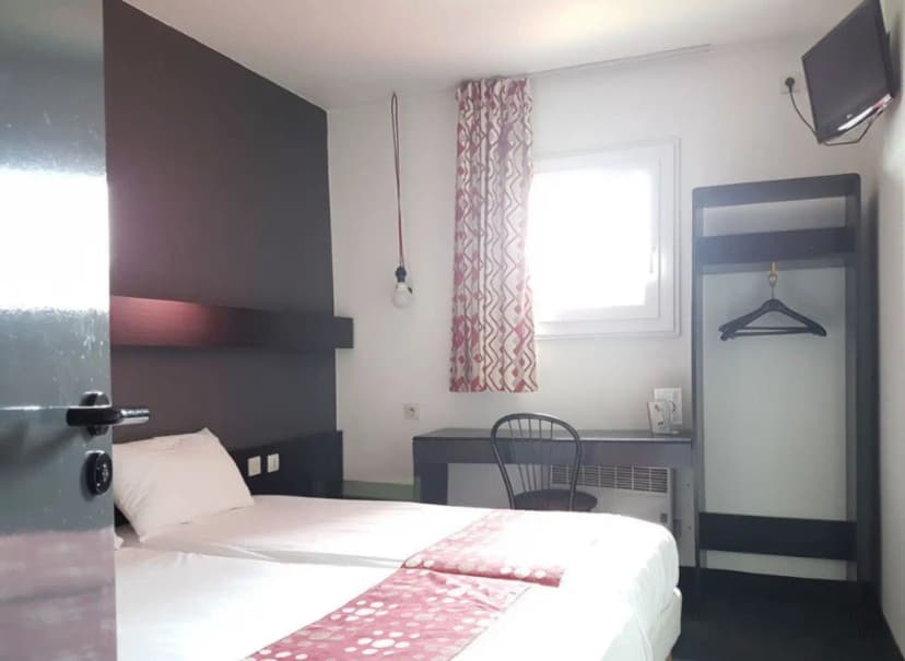 BRIT HOTEL Baillet-en-France — photo 3