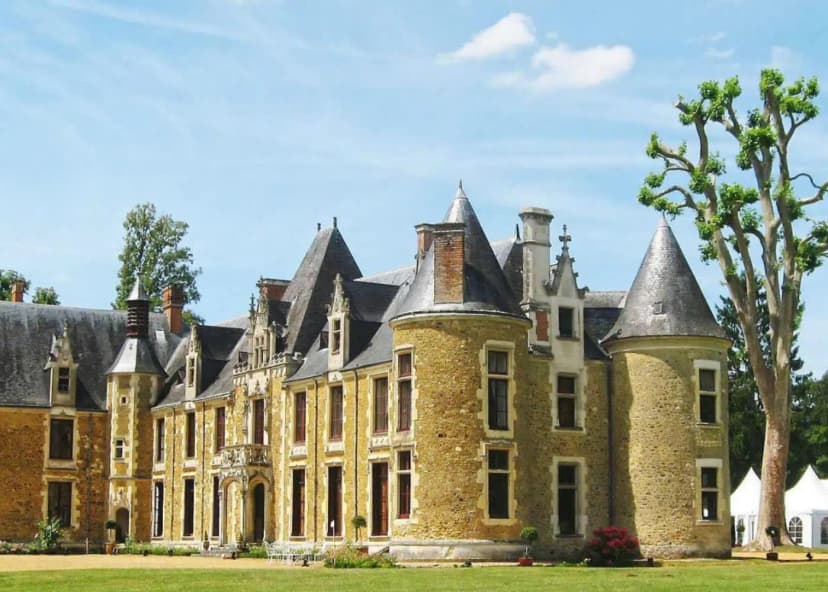 Castle Chéronne — photo 2
