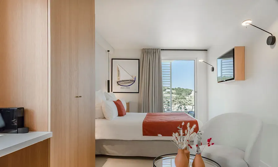 Les Elmes - Hôtel, Spa & Plage Privée — photo 4