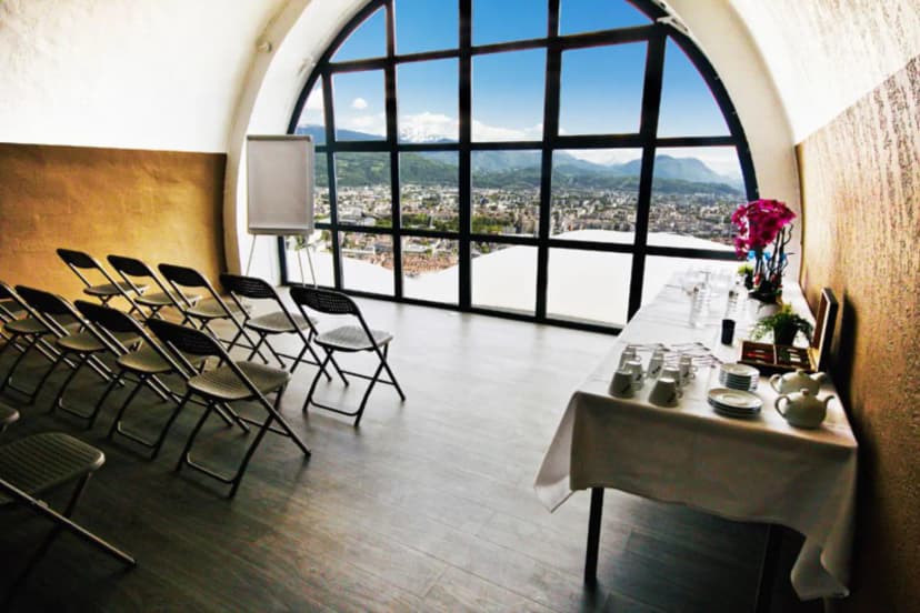 O2 Restaurant — photo 1