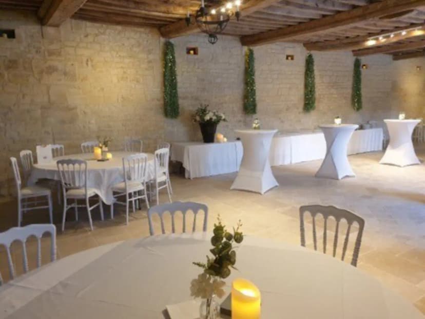 Domaine de la cour des lys * * * * Logis, suites, événements privés et professionnels — photo 2