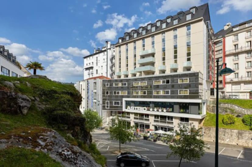 Hôtel Astrid, Lourdes — photo 1