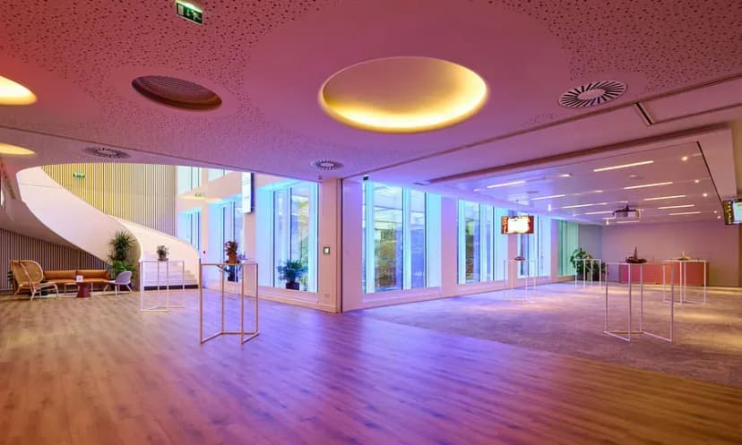 #Cloud Business Center — photo 3