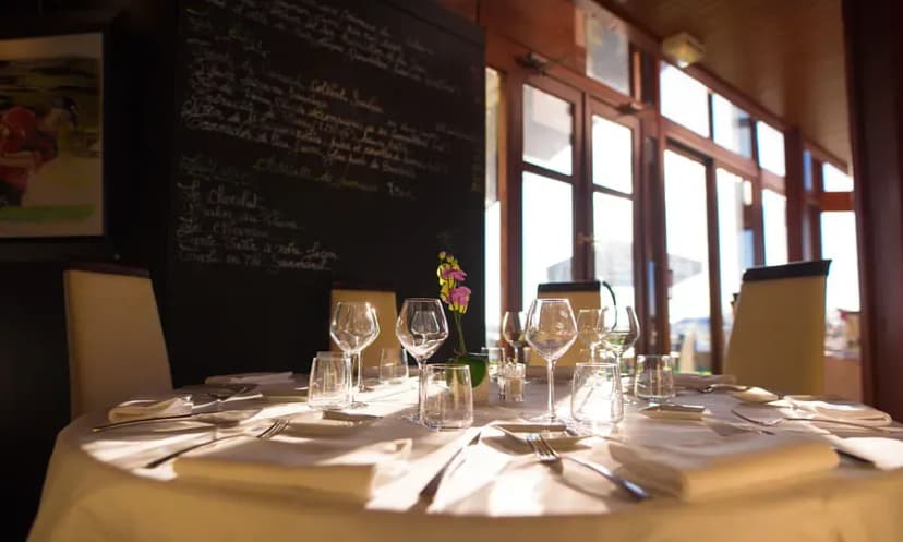 Golf Hôtel de Mont Griffon, Restaurant des Lacs — photo 4