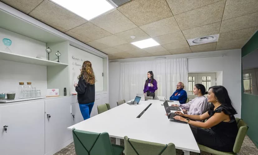 Newton Offices - Marseille Joliette : Location de bureaux, salles de réunion et coworking — photo 4